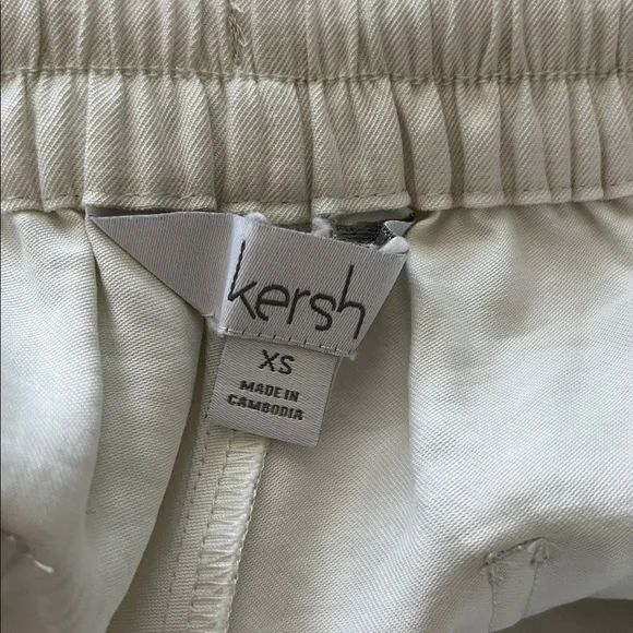 Kersh White Women's Shorts - Picture 3 of 4